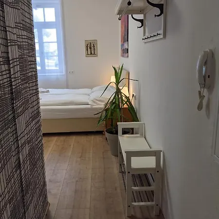 007 Madrid 30m2 Apartment